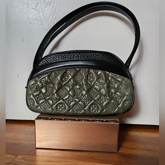 Louis Vuitton Klara Vienna Limited Edition Handbag Monogram Quilted Lambskin - Picture 3 of 7